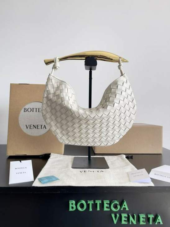 Picture of Bottega Veneta Handbags _SKUfw184065509fw